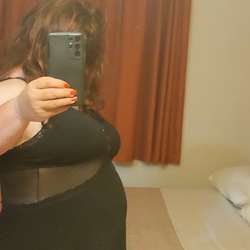 ChubbyCeleste's Chat & Dating Profile